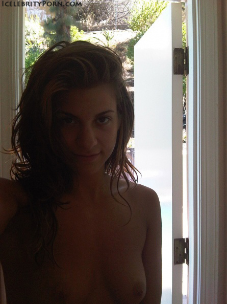 AnnaLynne McCord Nude, desnuda, xxx, hot pics (23)