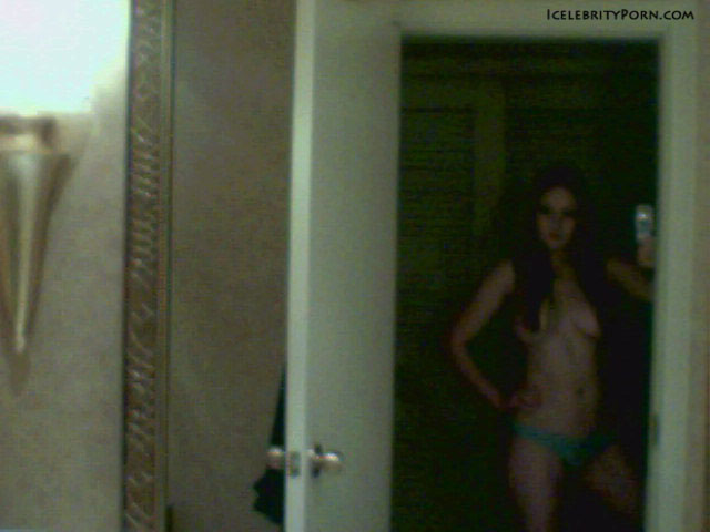 Leelee Sobieski nude desnuda xxx hot pics (8)