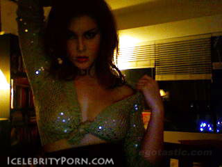 Renee Olstead NUDE DESNUDA HOT PICS (6)