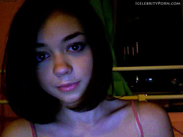 Sarah Hyland nude desnuda hot pics (1)