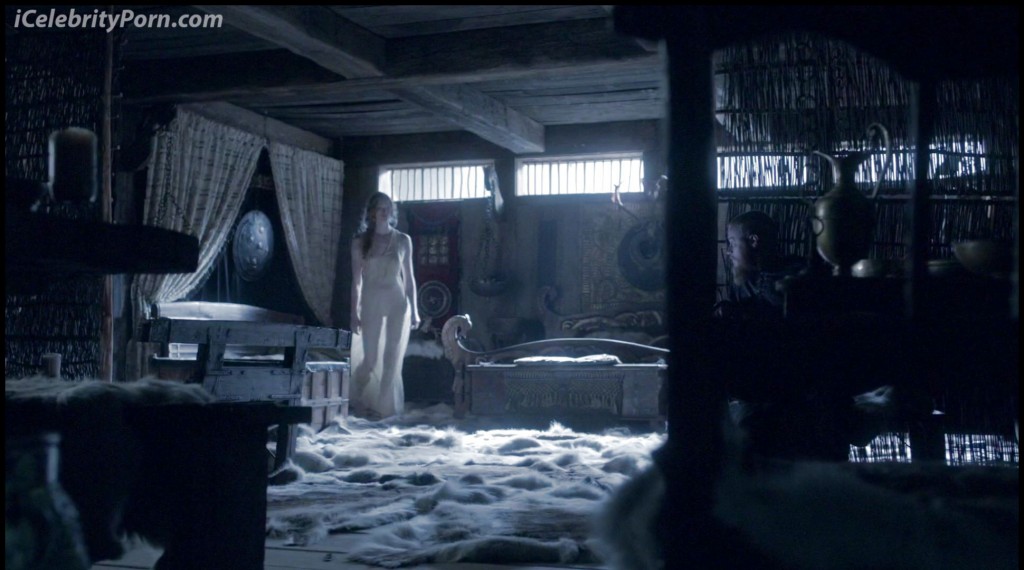 Alyssa Sutherland como Princess Aslaug - Desnuda-vikingos-xxx-porn-sex-tape-photo-pics-leaked-nude-naked-sexy-hot-scene-scene (10)