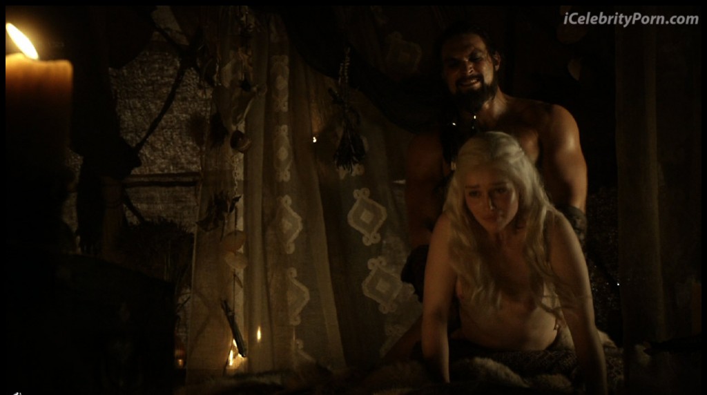 Game-Of-Trones-Nude-Desnudo-Emilia-Clarke-Desnuda-Fake-Hot-Sexy-escenas-calientes-porno-xxx-juego-de-tronos (26)
