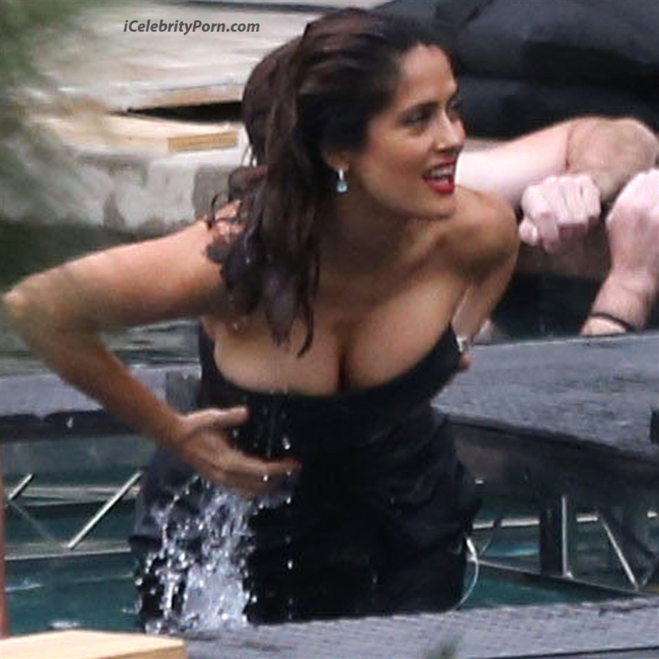 Salma Hayek Descuidos Sexys Video Porno Salma Hayek y Sus Descuidos Sexys Video Porno xxx (8)