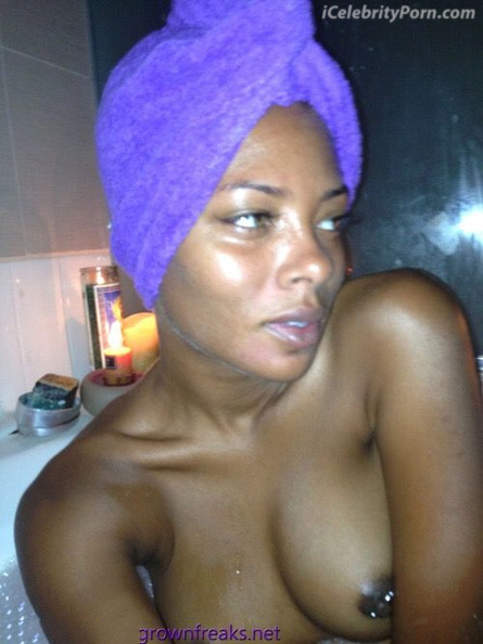 Eva Marcille xxx Desnuda Fotos intimas Toples- sex-tape-ducha-senos-vagina-desnudaxxx-sexo-masturbada-bañera-ducha-baño-toples.calzon (3)