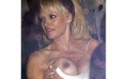 Pamela Anderson Fotos Desnuda Enseñando Senos Toples
