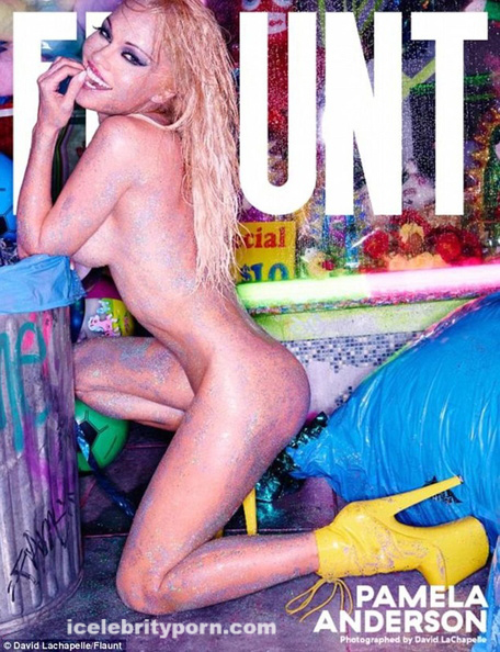 Pamela Anderson Fotos Desnuda -pamela-anderson-xxx-video-prohibido-famosas-desnudas-celebridades-xxx-sexo-cogiendo-tetas-vagina (3)