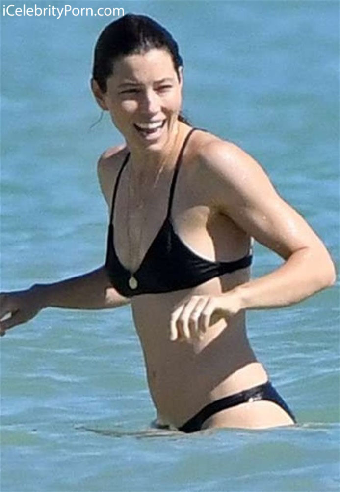 Jessica Biel desnuda - Fotos xxx - famosa desnuda - 2017